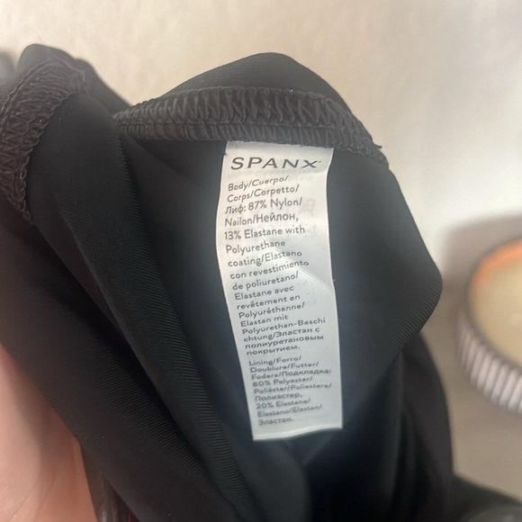 Spanx Black Faux Leather Size XS - Picture 5 of 5